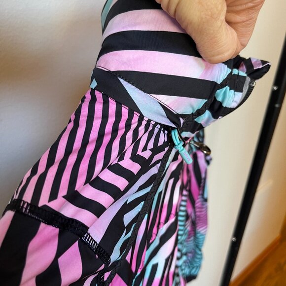 Ivivva Girl's Jacket, Size 10 - Picture 7 of 12